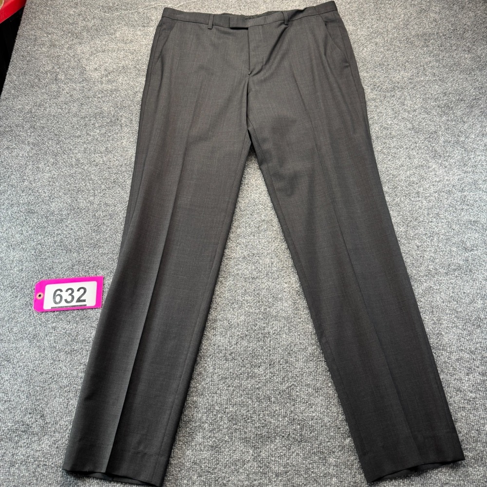 HUGO BOSS Stunt Dress Pants Mens 36R Gray Wool Flat Front Professional Workwear